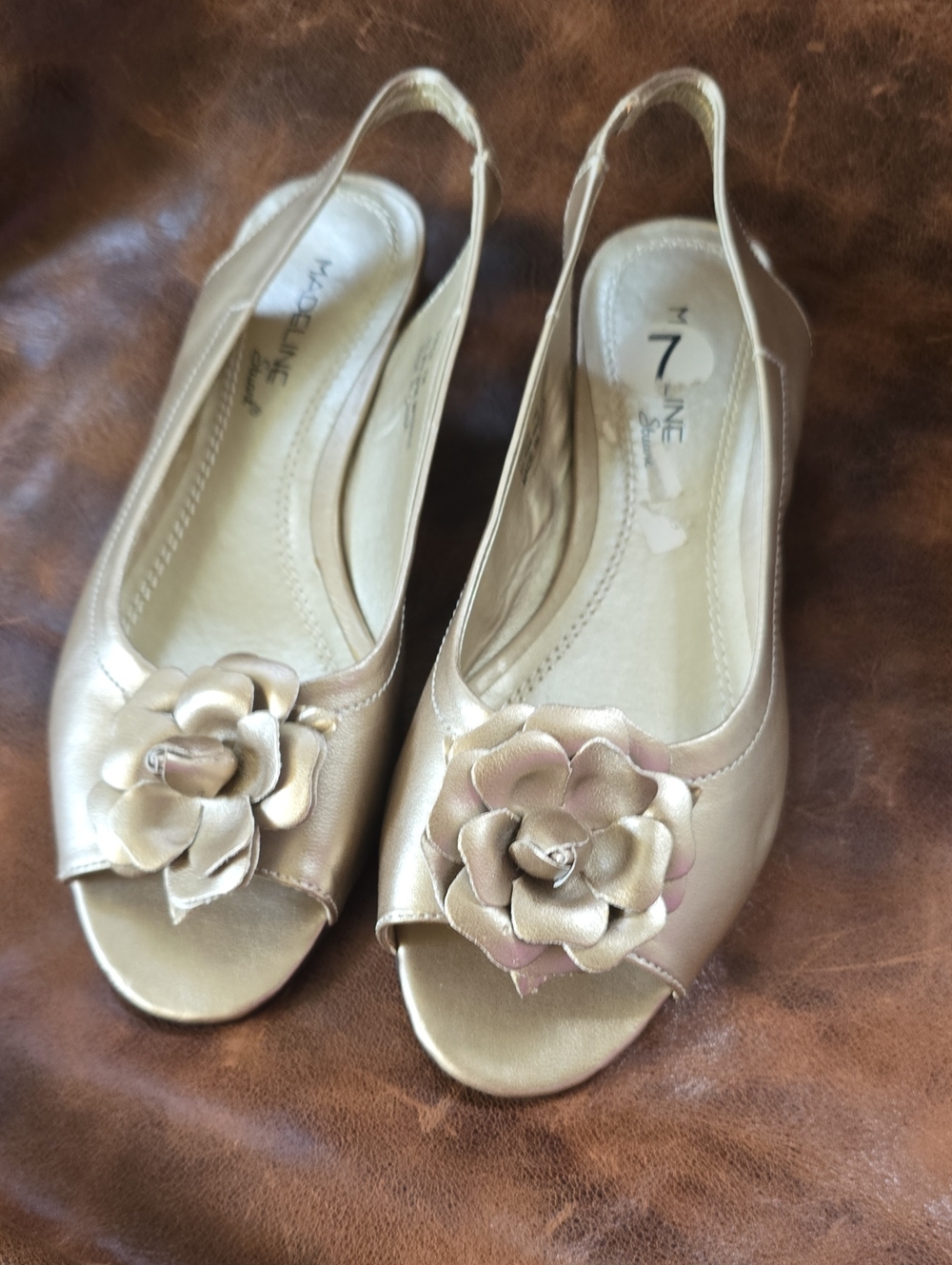 Womens 7 Madeline Stuart Gold Slingback Peep-Toe Mules with Floral Accent